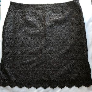 APART. 9 | Black Skirt